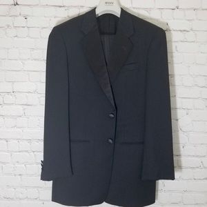 Armani Classic 2button fitted tux with satin lapel